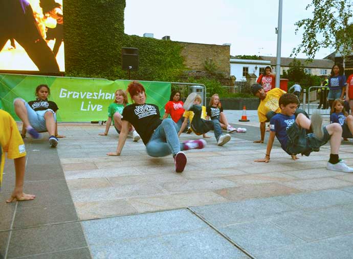 Throwback Thursday Pt 2 – The Passing Of The Olympic Torch ’12